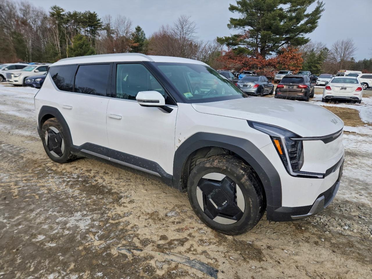 2025 KIA EV9 WIND photo 4