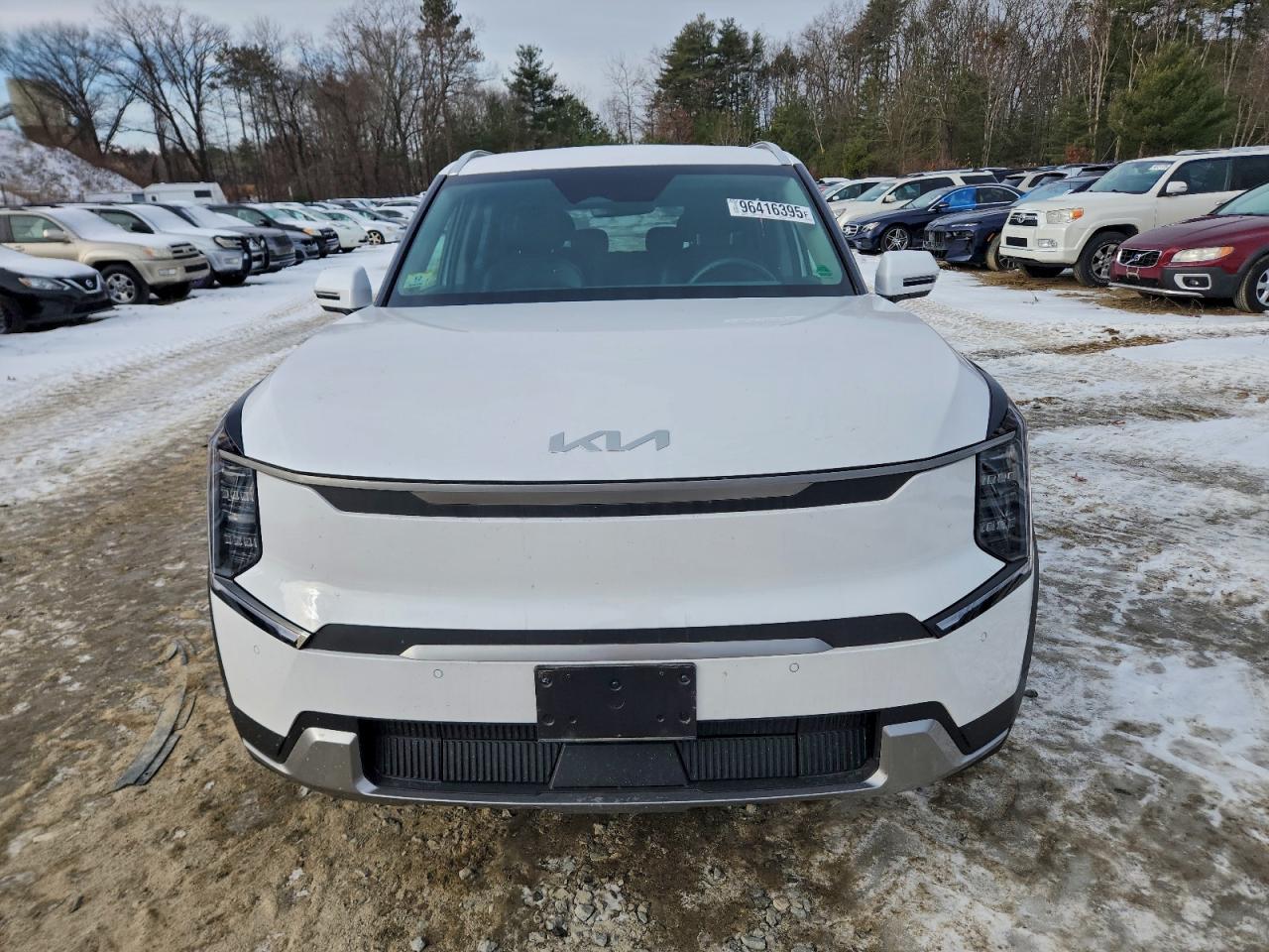 2025 KIA EV9 WIND photo 5