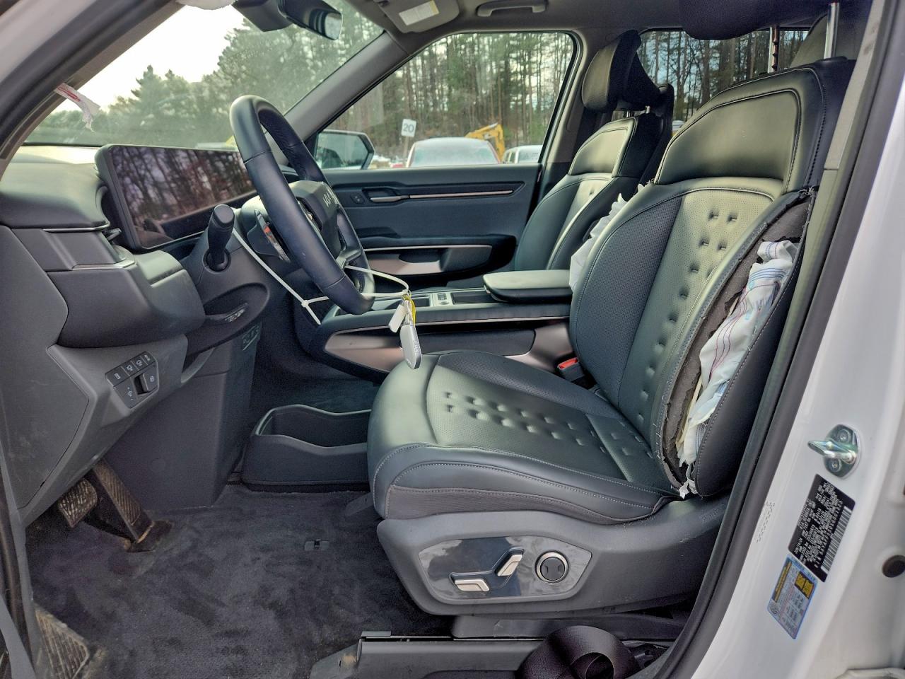 2025 KIA EV9 WIND photo 7
