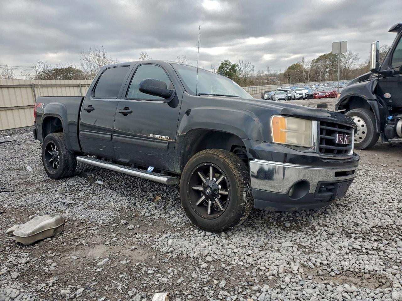 2010 GMC SIERRA K1500 SLE photo 4