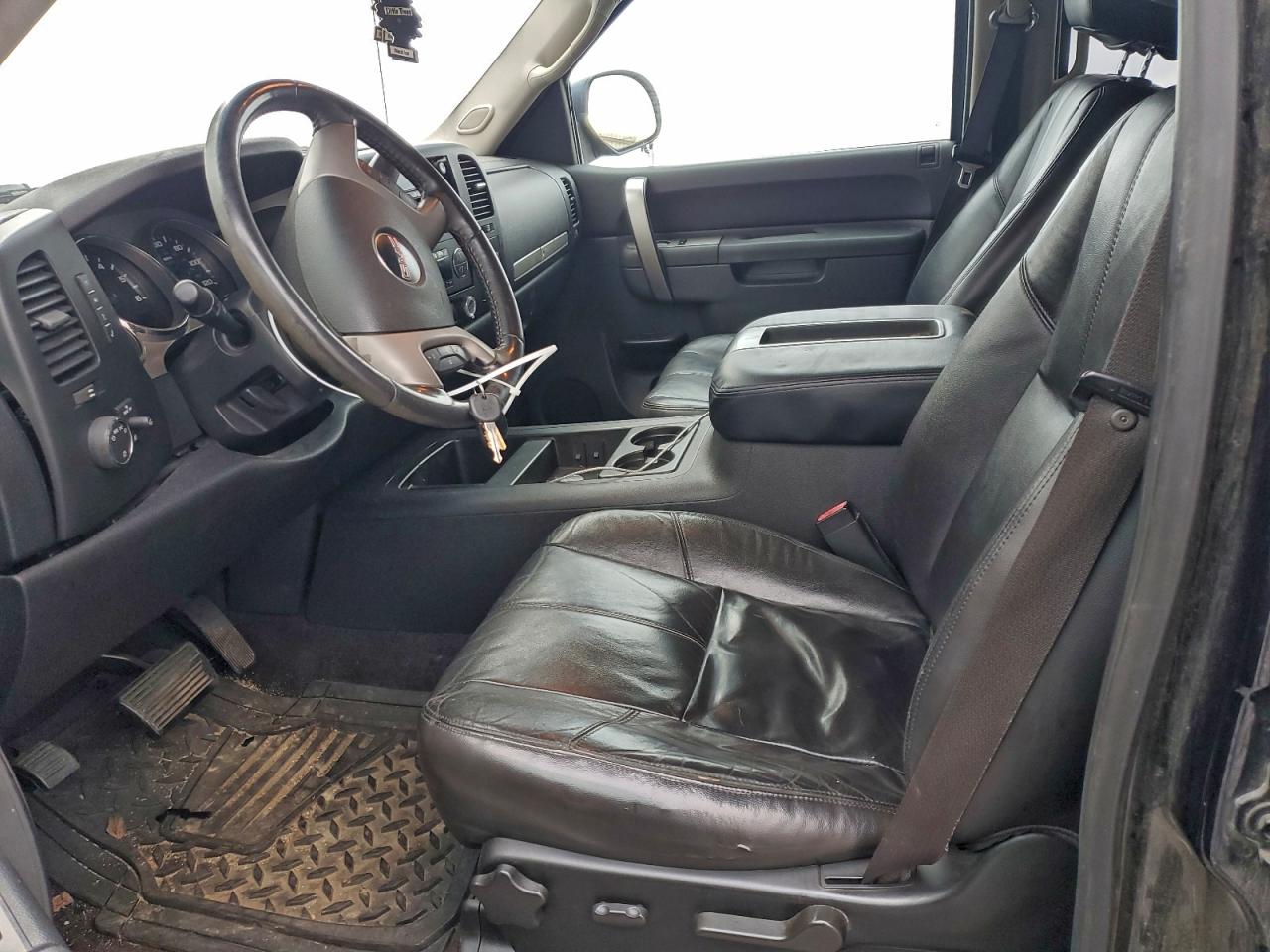 2010 GMC SIERRA K1500 SLE photo 7