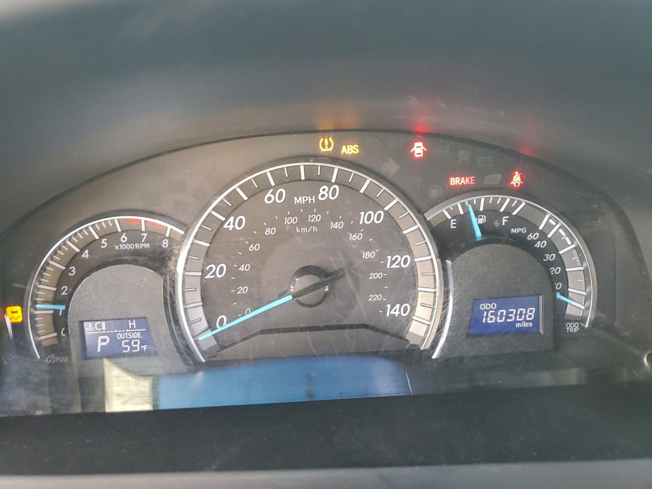 2012 TOYOTA CAMRY SE photo 9