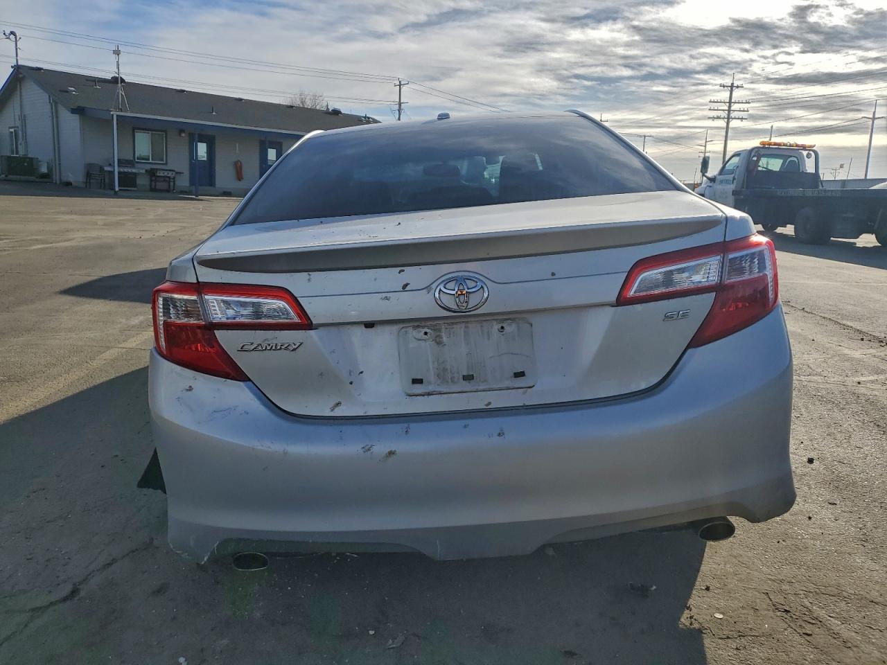 2012 TOYOTA CAMRY SE photo 6