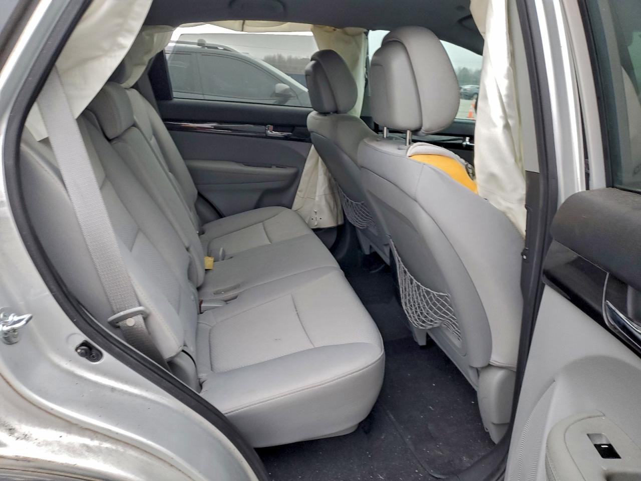 2013 KIA SORENTO LX photo 11