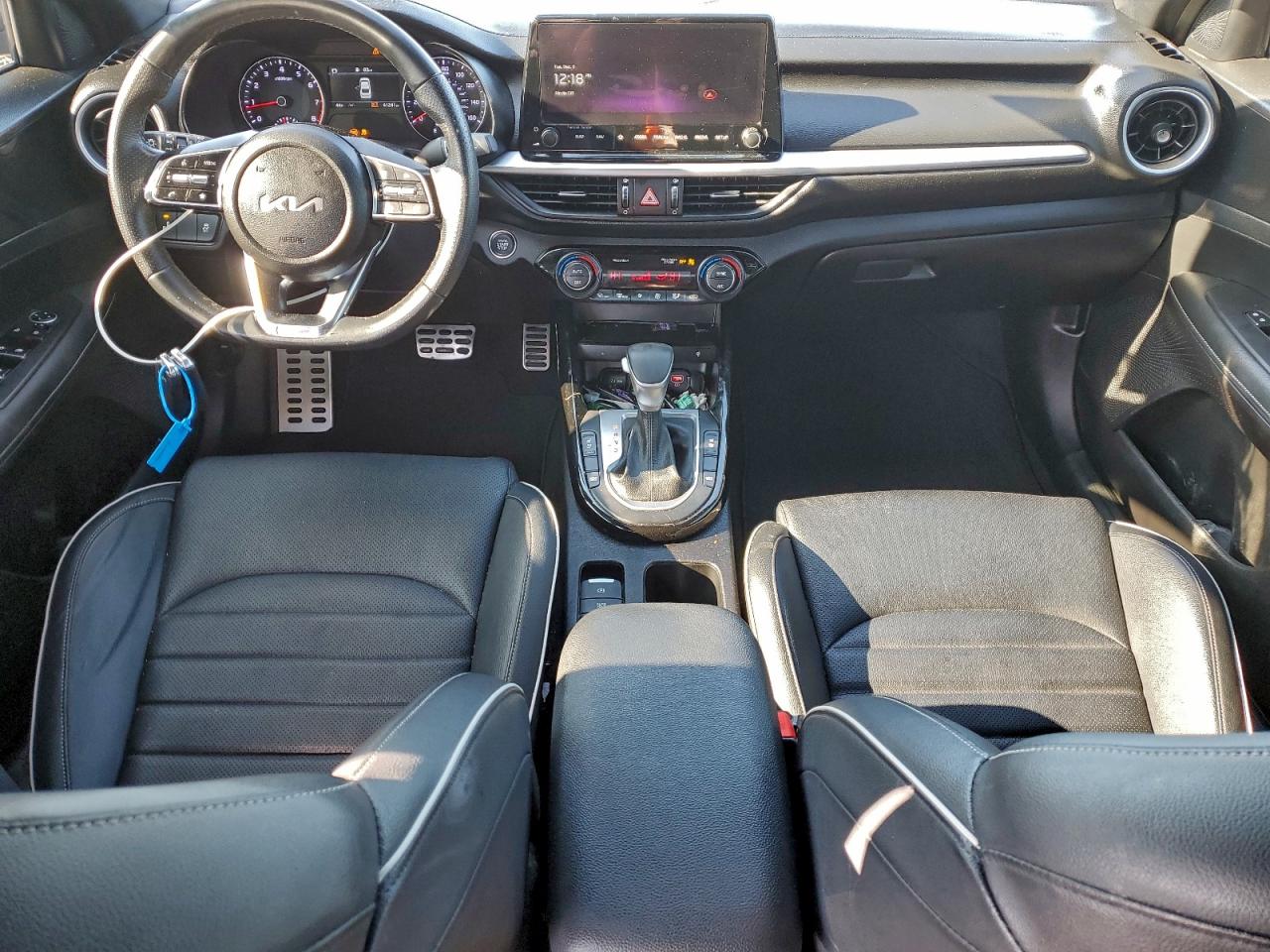 2023 KIA FORTE GT LINE photo 15