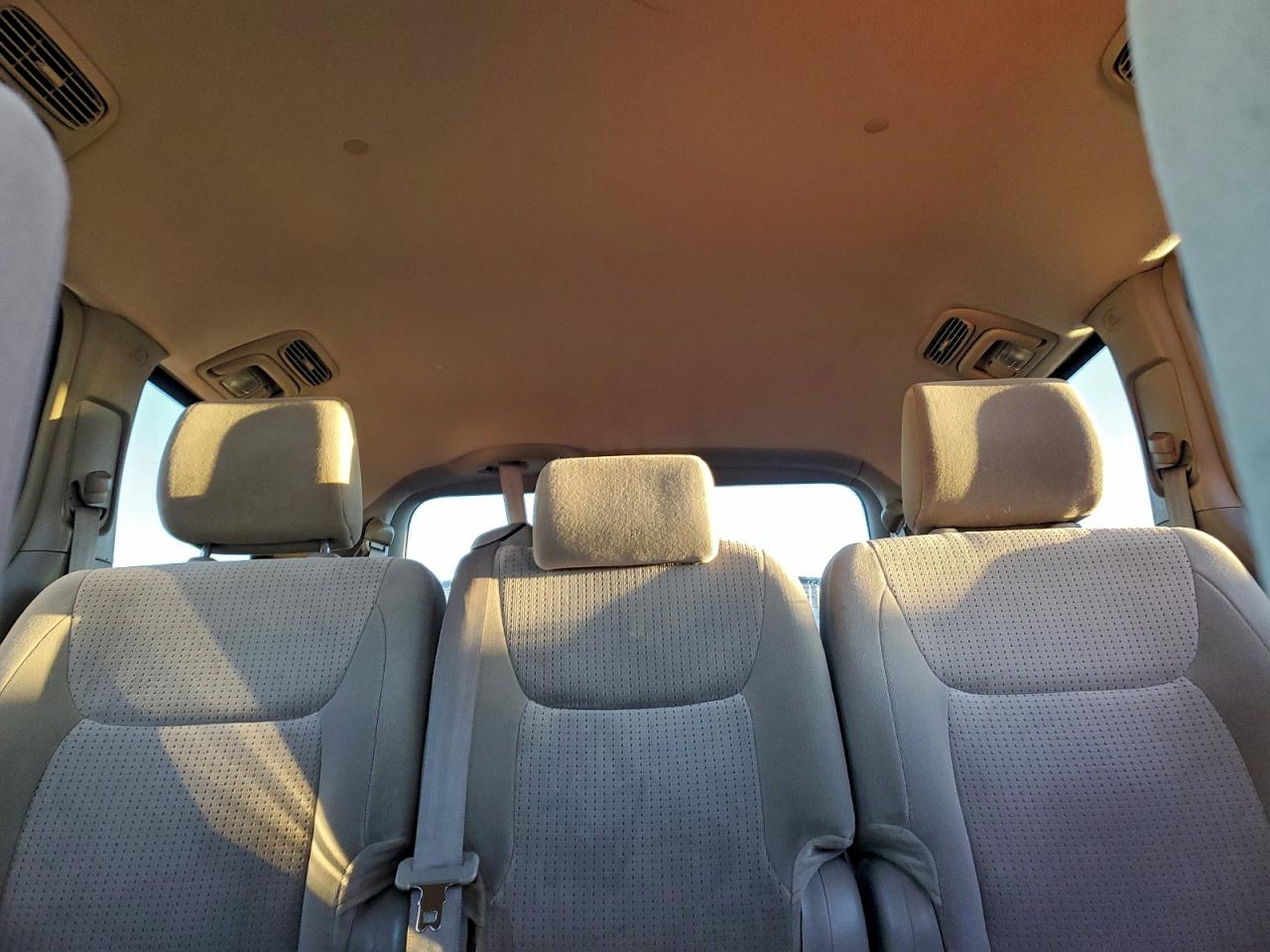 2008 TOYOTA SIENNA CE photo 10