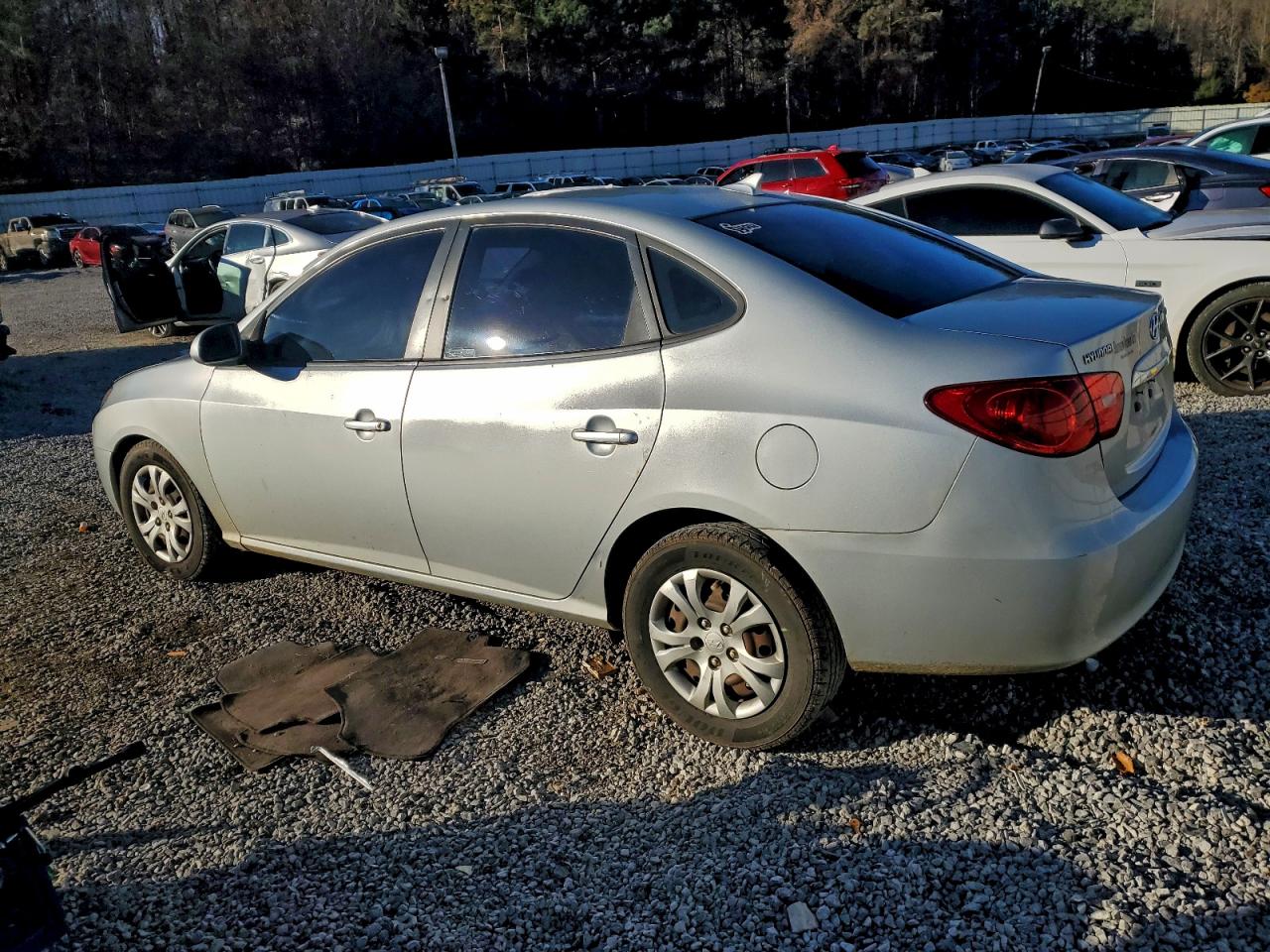 2010 HYUNDAI ELANTRA BLUE photo 3