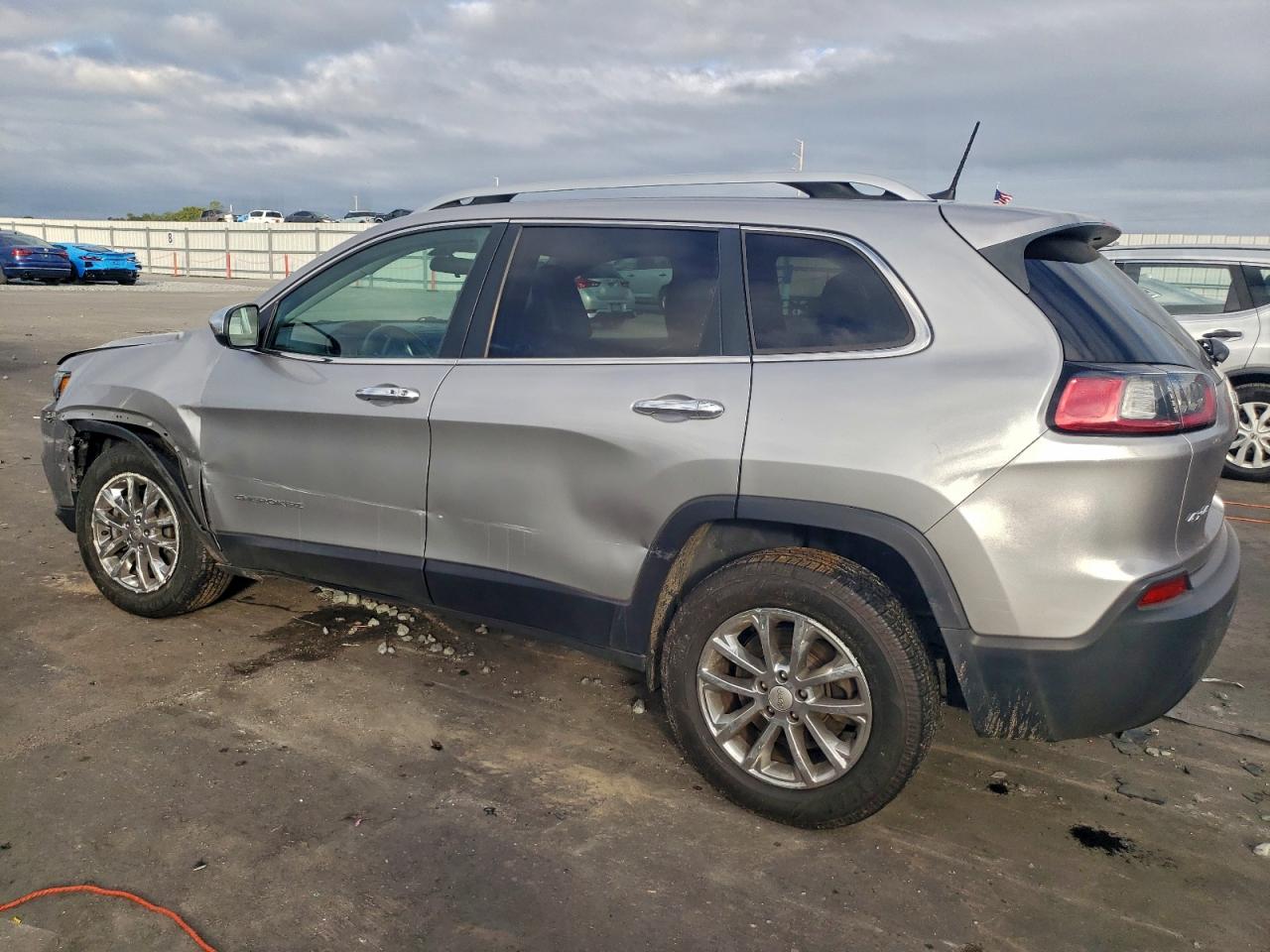 2019 JEEP CHEROKEE LATITUDE PLUS photo 2