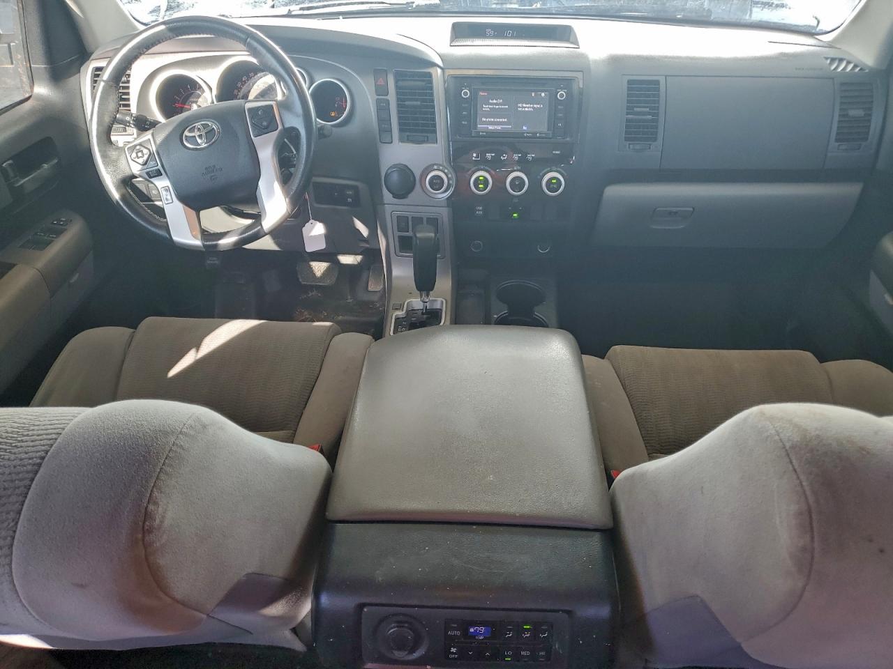 2017 TOYOTA SEQUOIA SR5 photo 8