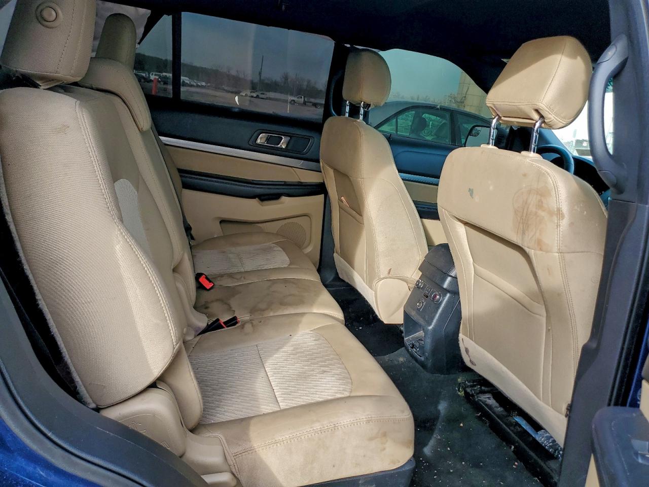 2016 FORD EXPLORER photo 11