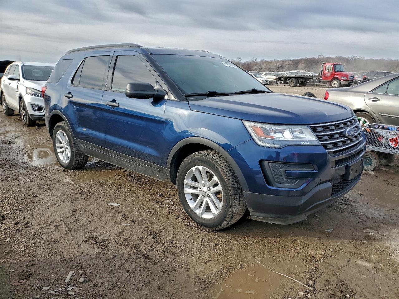 2016 FORD EXPLORER photo 4