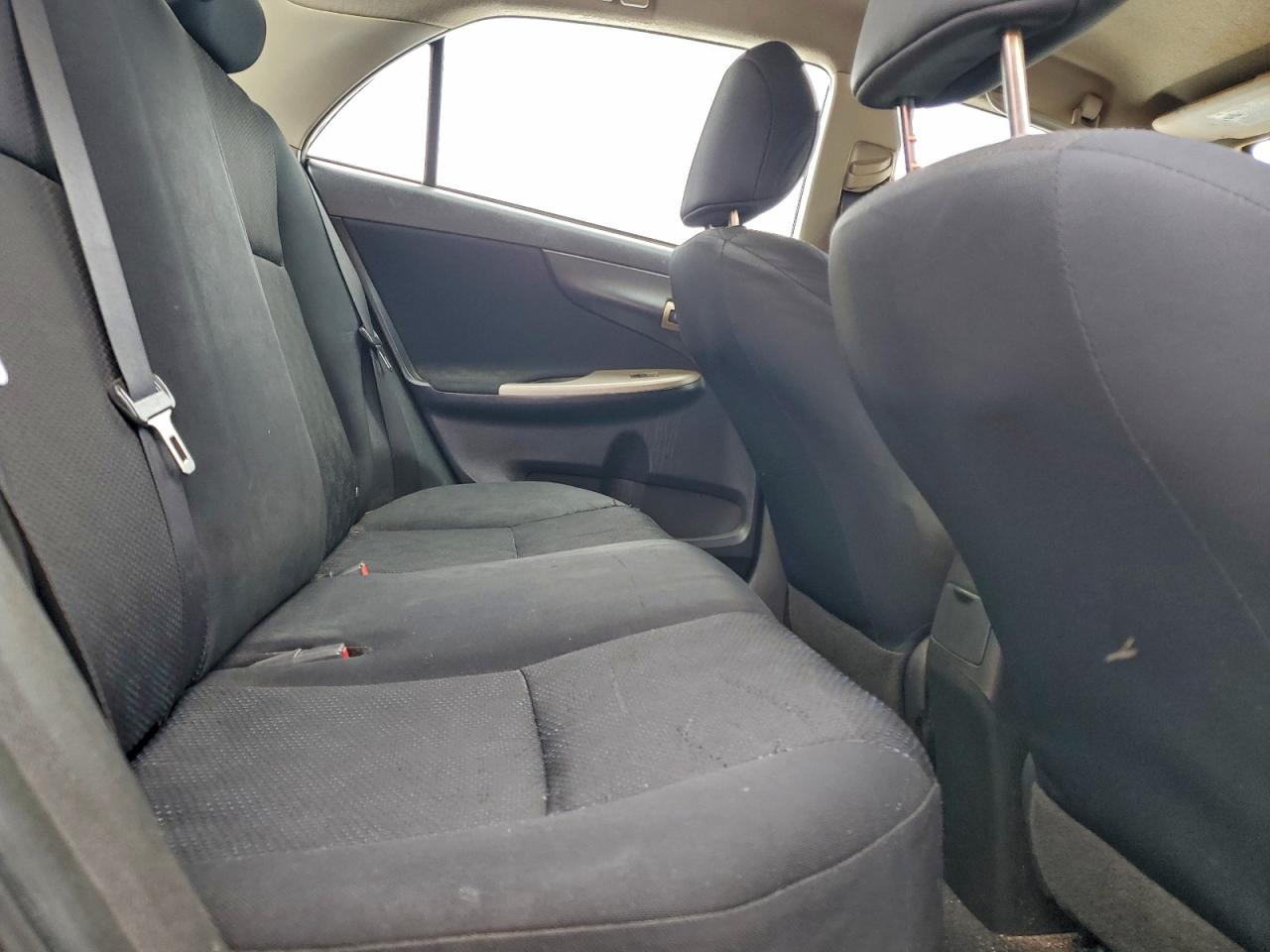 2010 TOYOTA COROLLA BASE photo 10