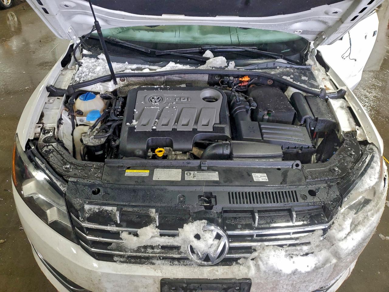 2014 VOLKSWAGEN PASSAT SE photo 11