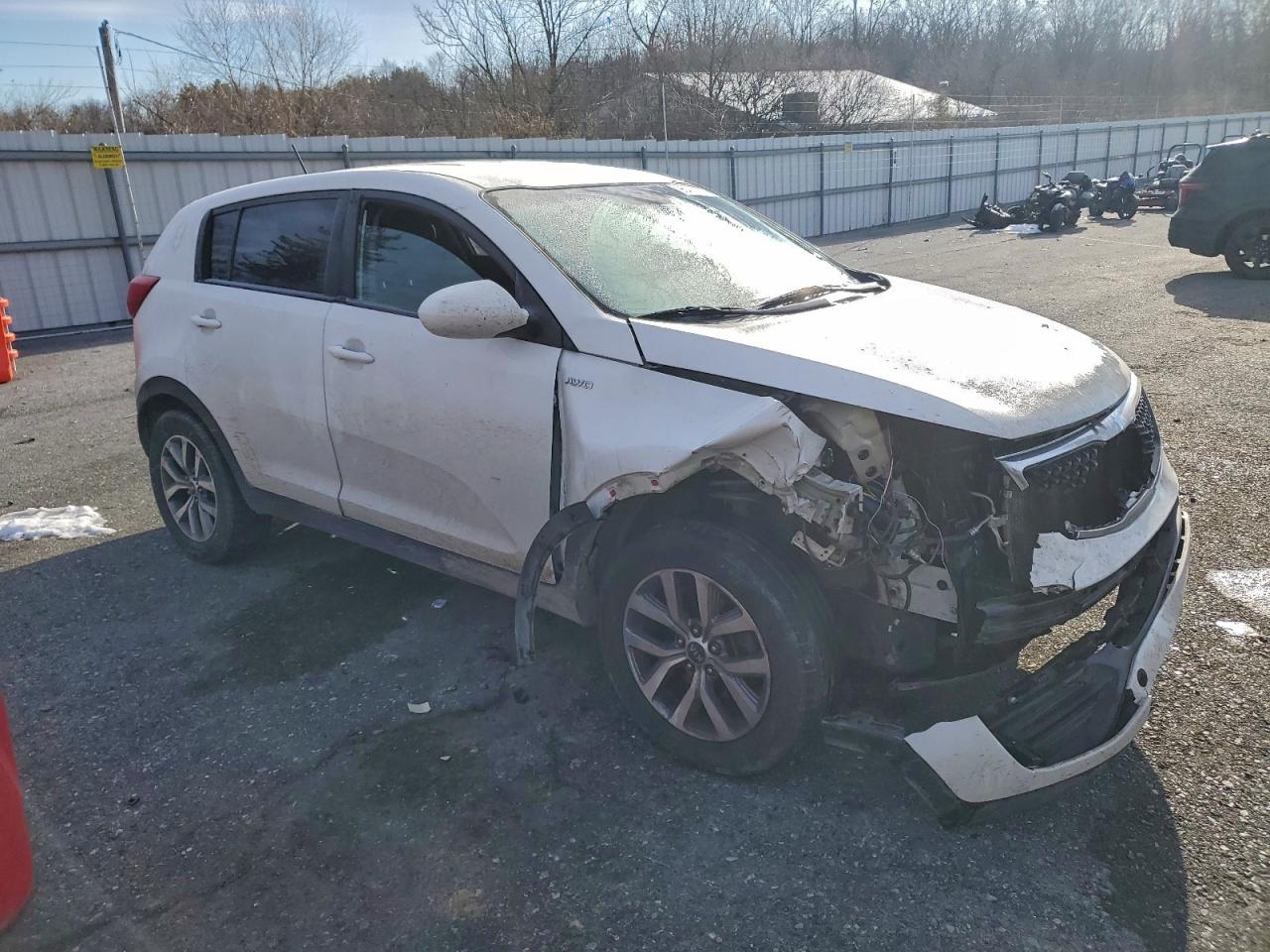 2016 KIA SPORTAGE LX photo 4