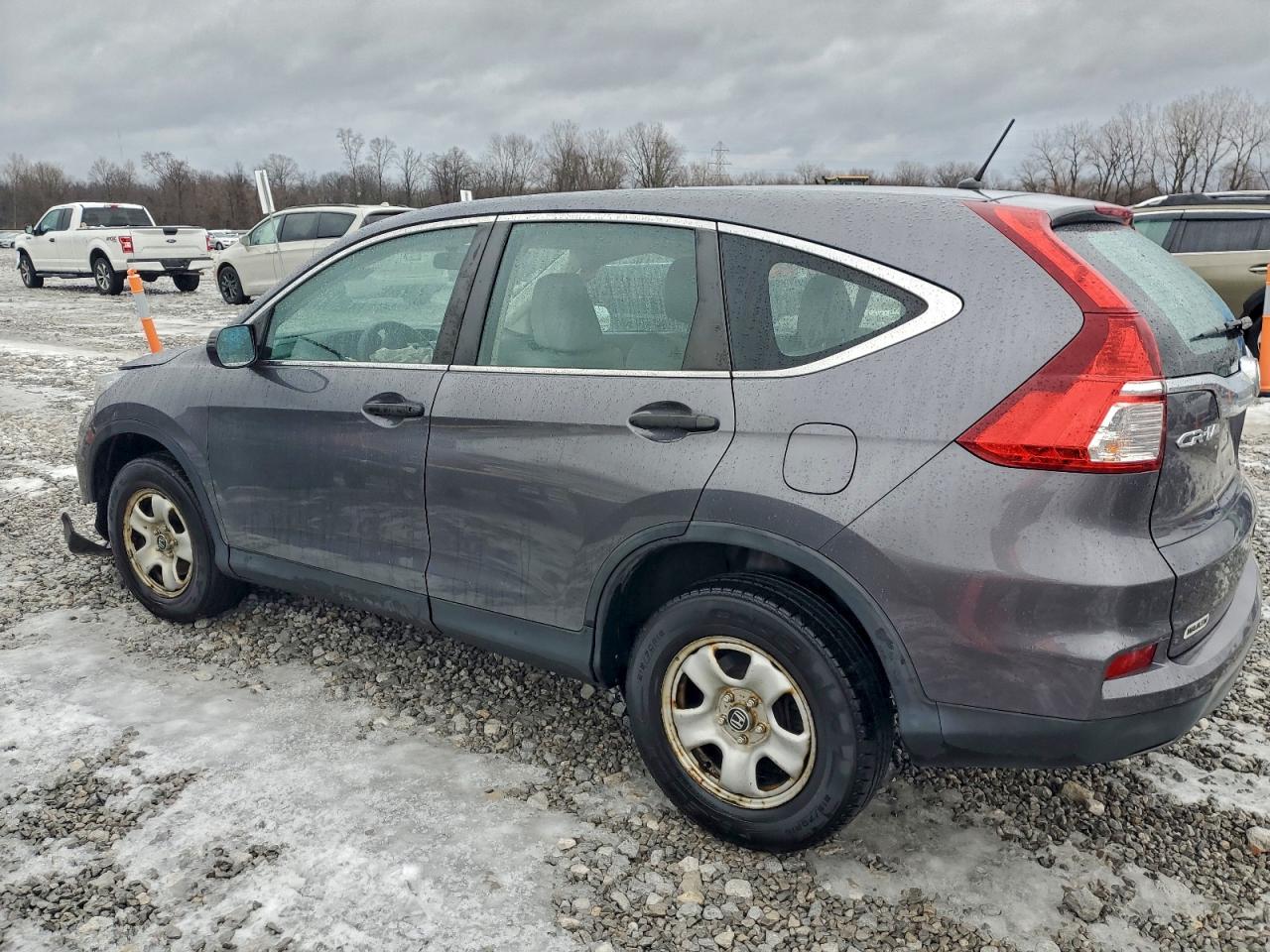 2015 HONDA CR-V LX photo 2
