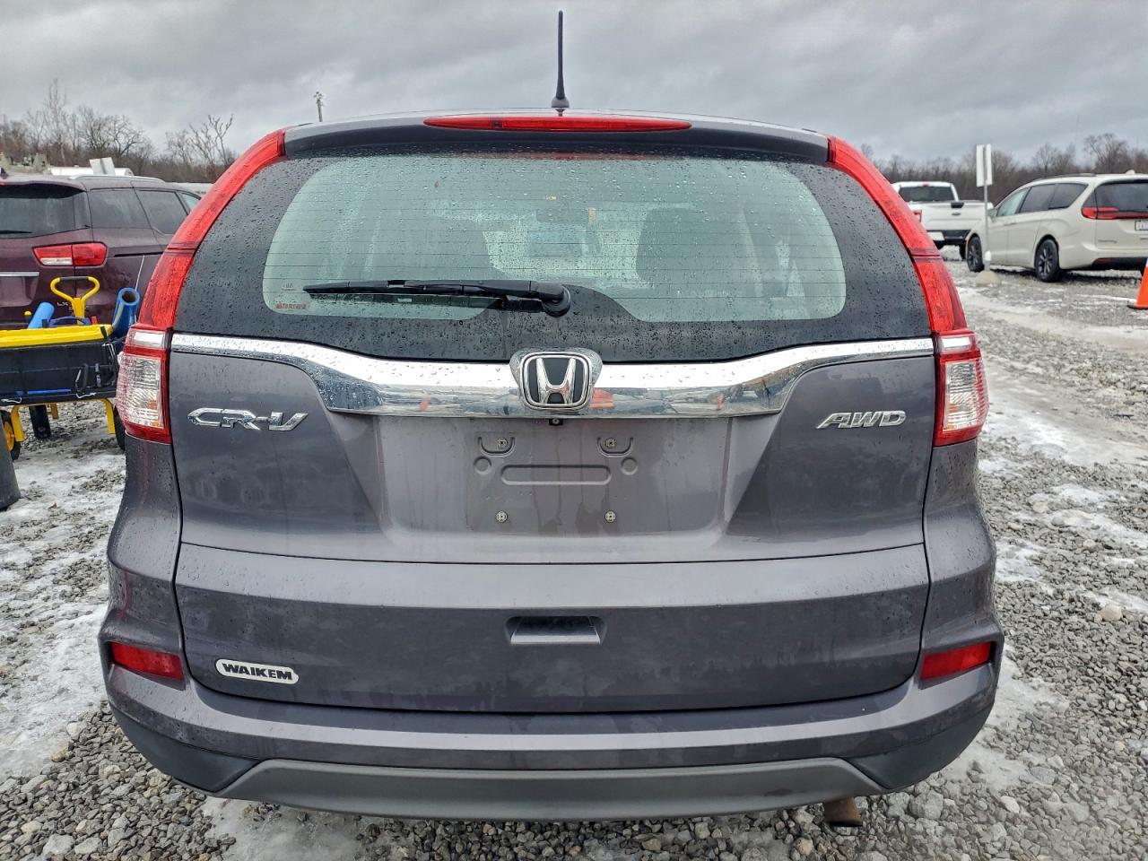 2015 HONDA CR-V LX photo 6