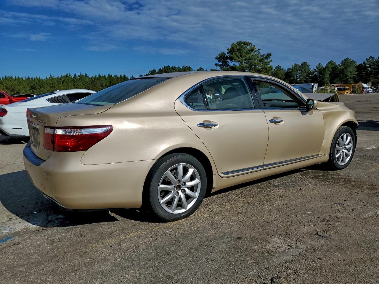 2008 LEXUS LS 460 photo 3