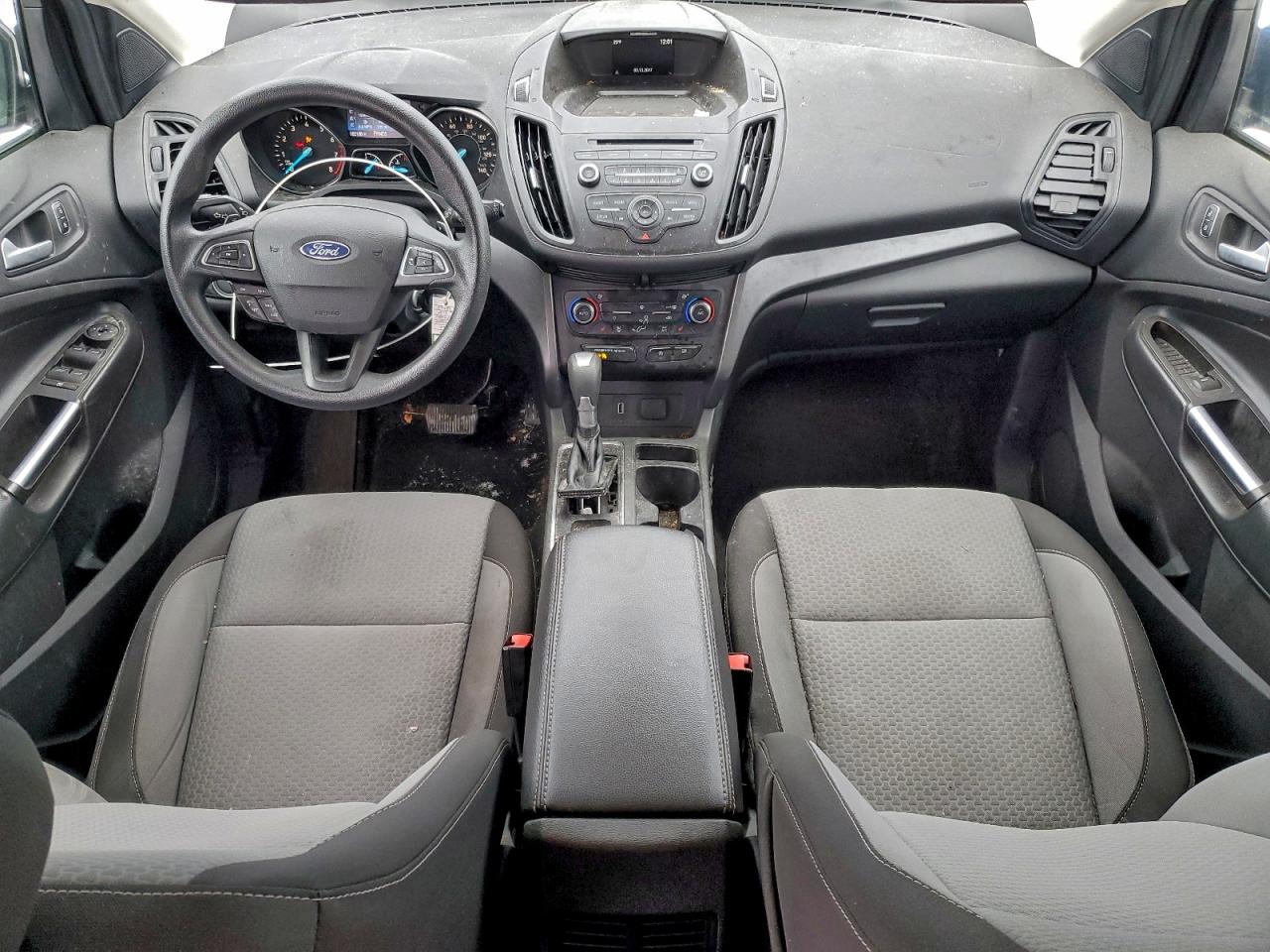 2017 FORD ESCAPE SE photo 8