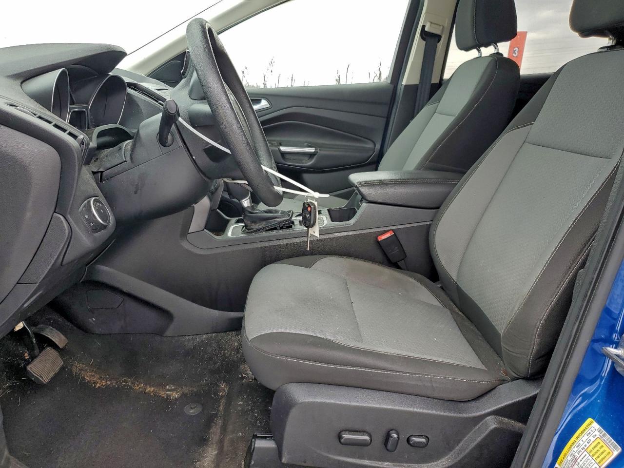 2017 FORD ESCAPE SE photo 7