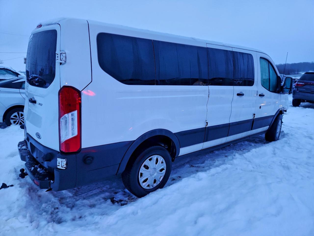 2016 FORD TRANSIT T-350 photo 3