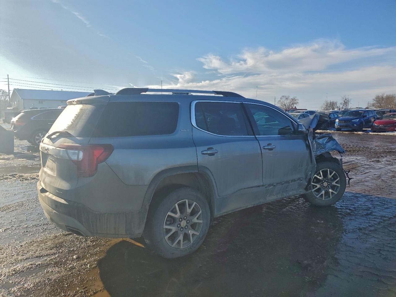 2023 GMC ACADIA SLT photo 3