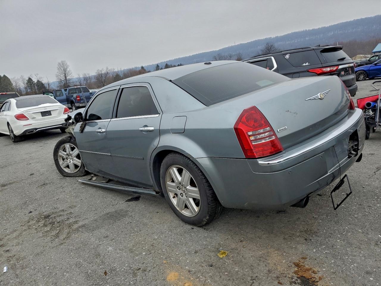 2006 CHRYSLER 300C photo 2