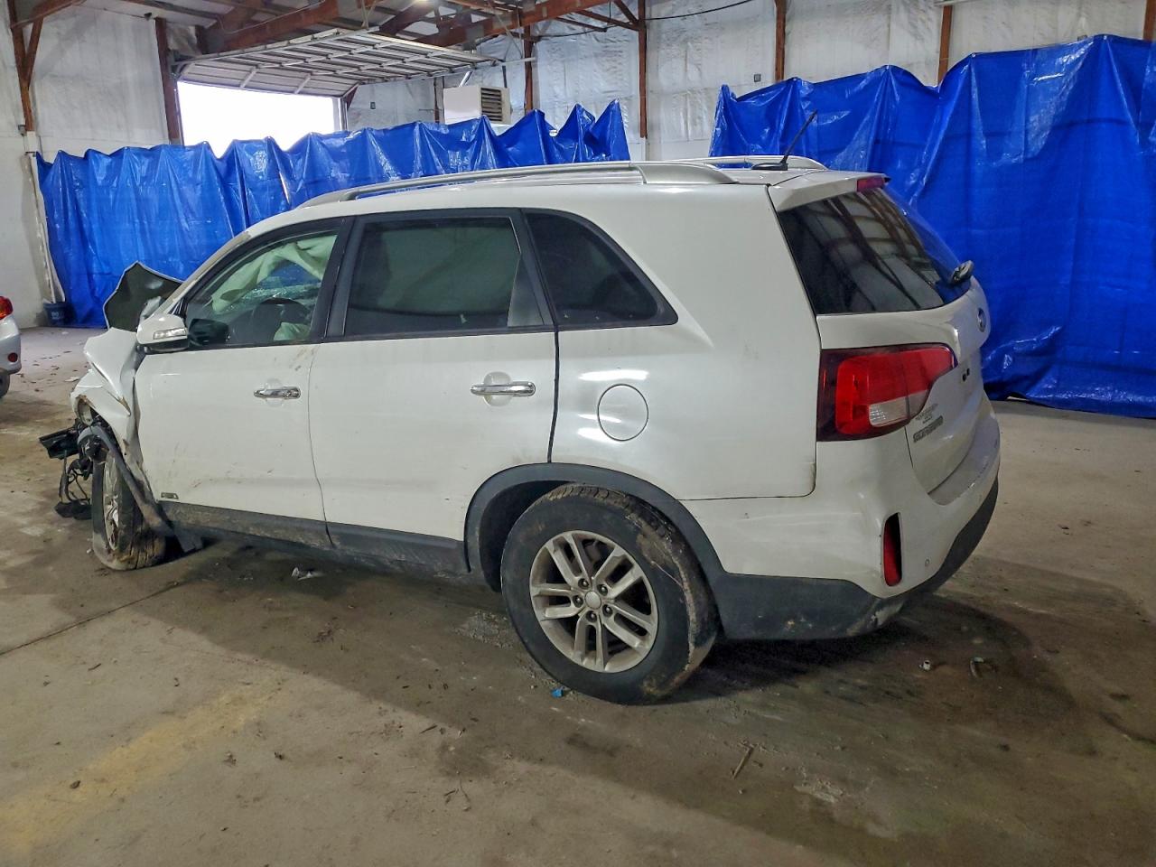 2015 KIA SORENTO LX photo 2