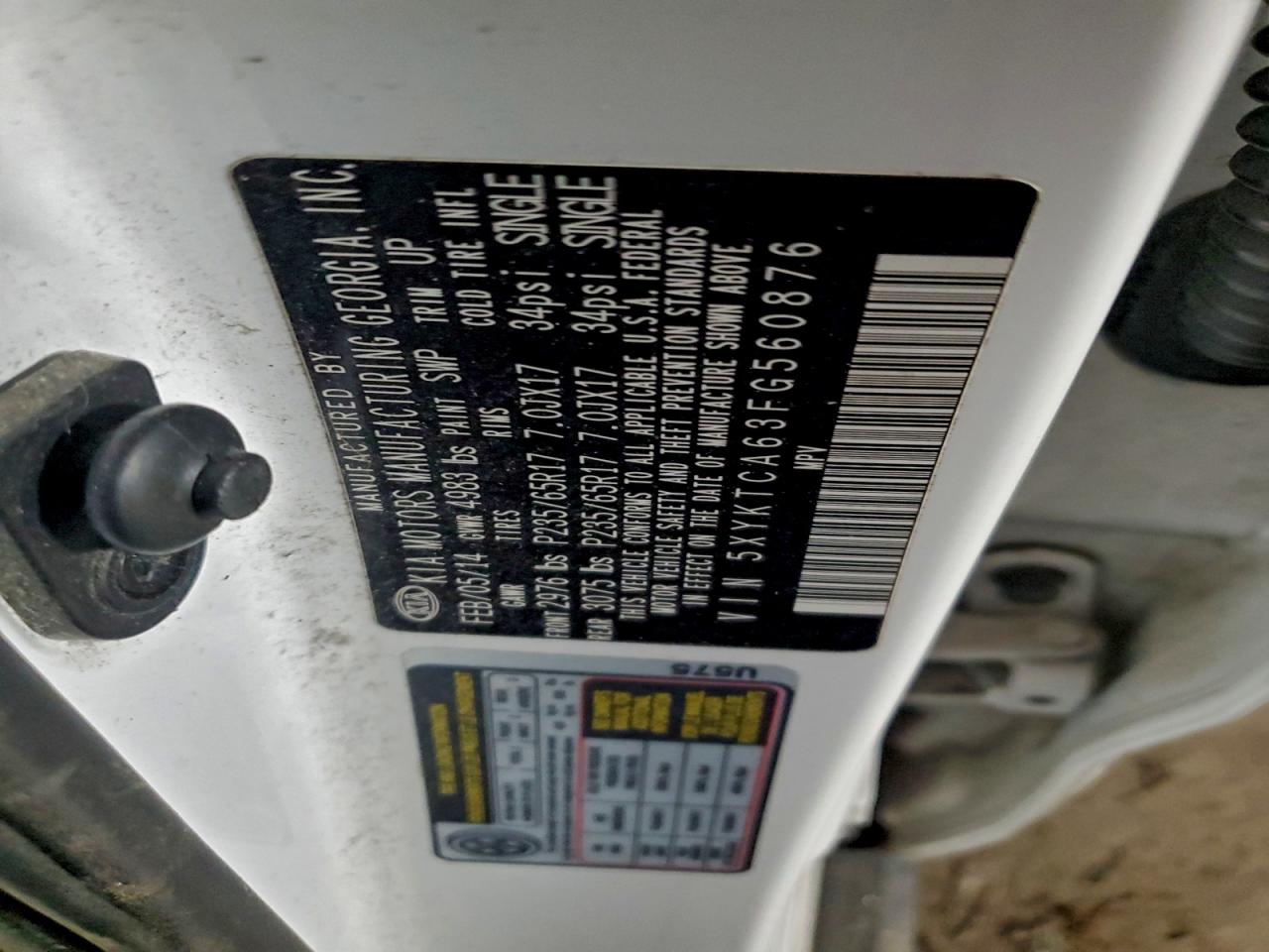 2015 KIA SORENTO LX photo 13