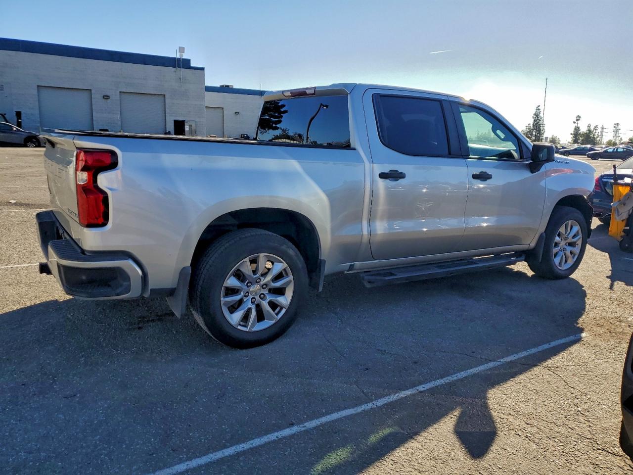 2020 CHEVROLET SILVERADO C1500 CUSTOM photo 3