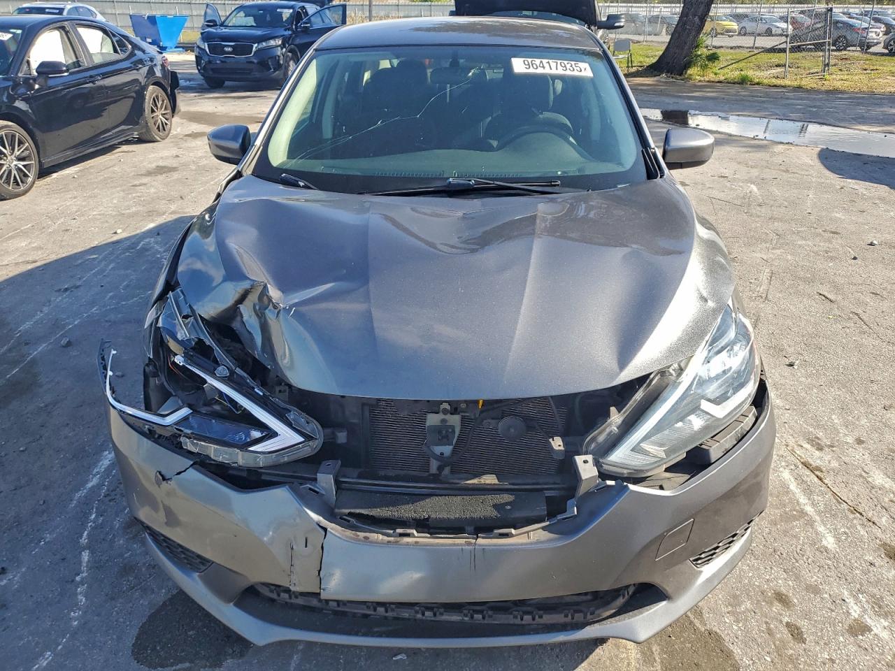2019 NISSAN SENTRA S photo 5