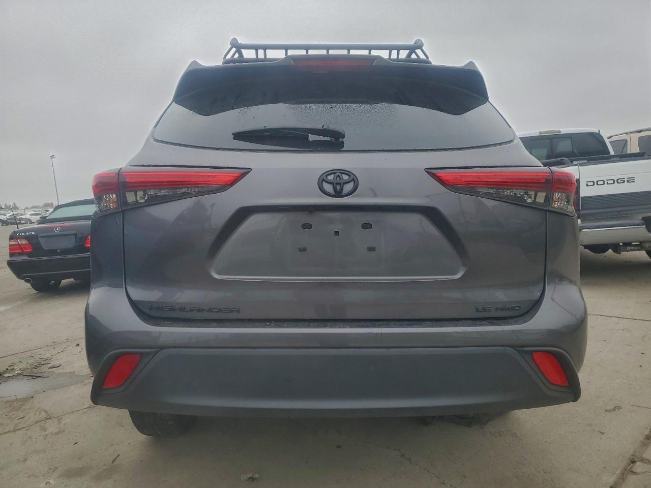 2022 TOYOTA HIGHLANDER L photo 6