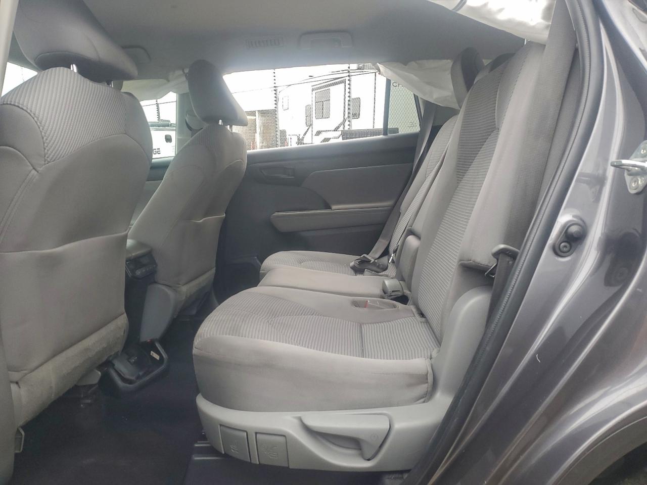 2022 TOYOTA HIGHLANDER L photo 11