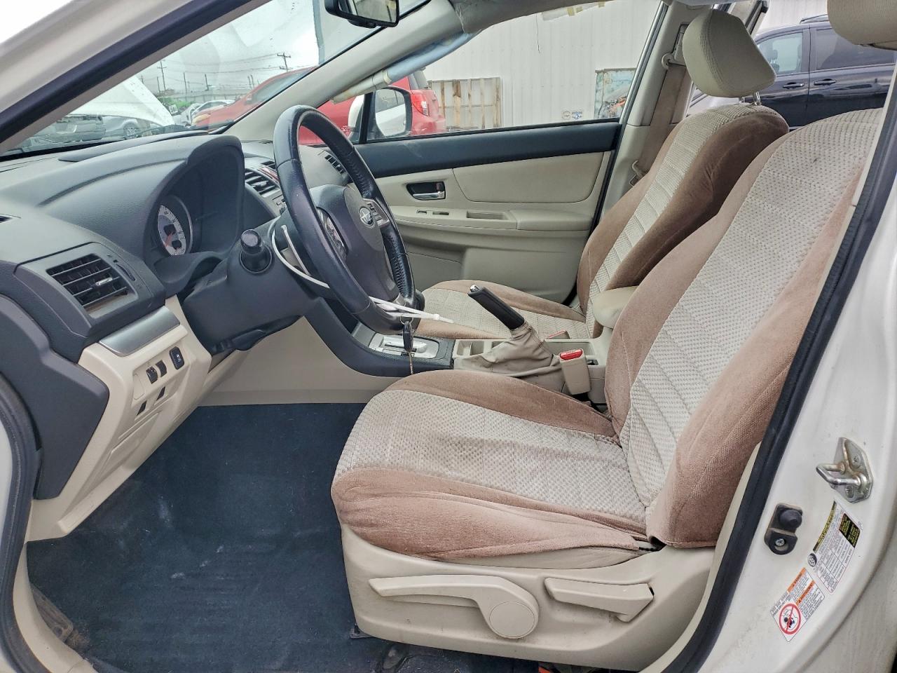 2014 SUBARU IMPREZA photo 7