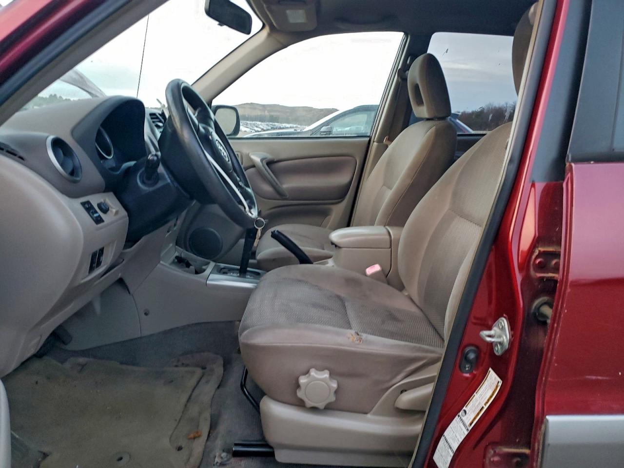 2005 TOYOTA RAV4 photo 7