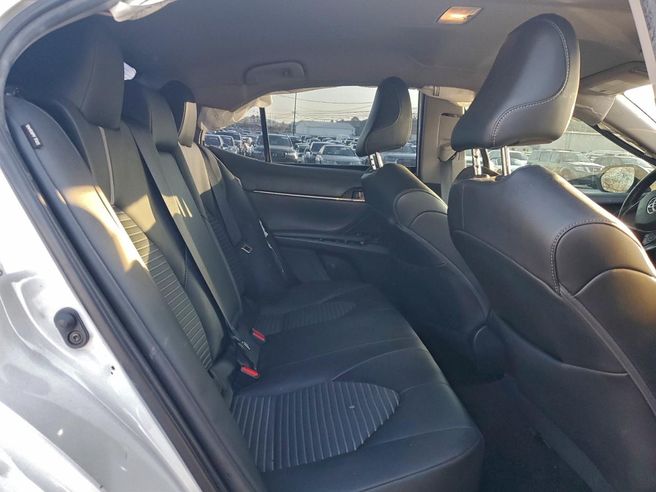 2021 TOYOTA CAMRY SE photo 10