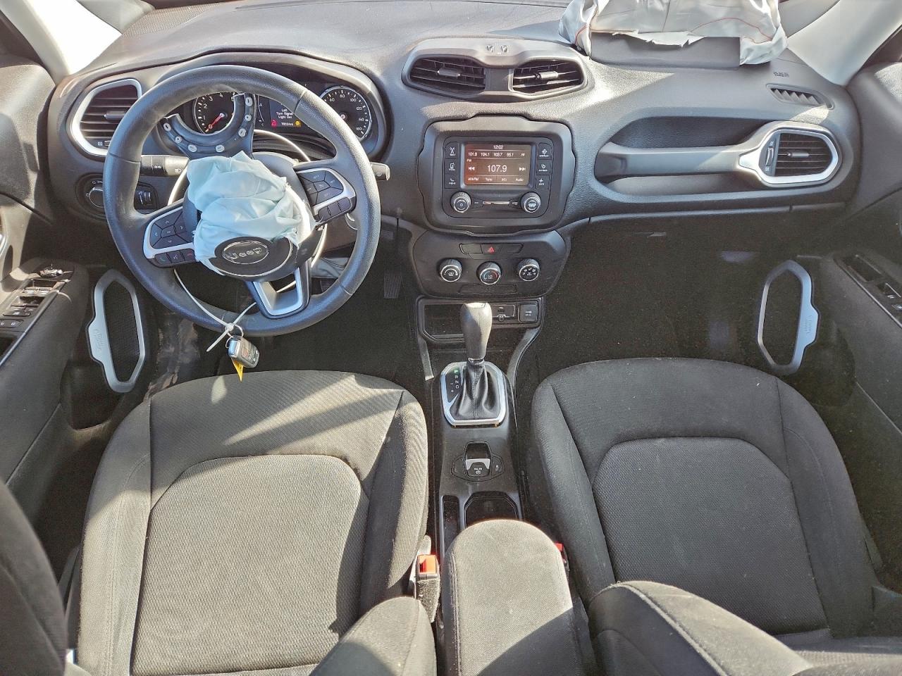 2019 JEEP RENEGADE SPORT photo 8