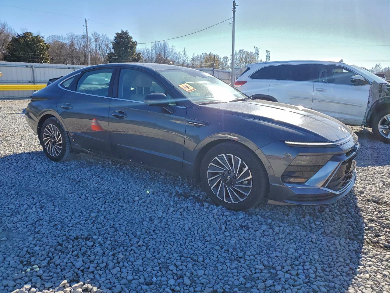 2024 HYUNDAI SONATA HYBRID photo 4