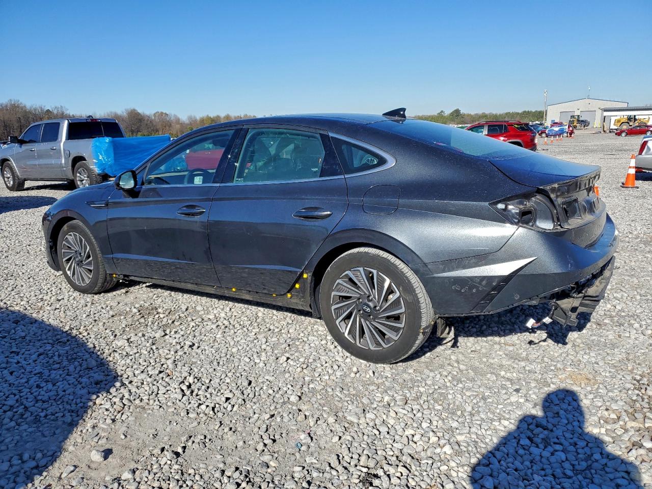 2024 HYUNDAI SONATA HYBRID photo 2