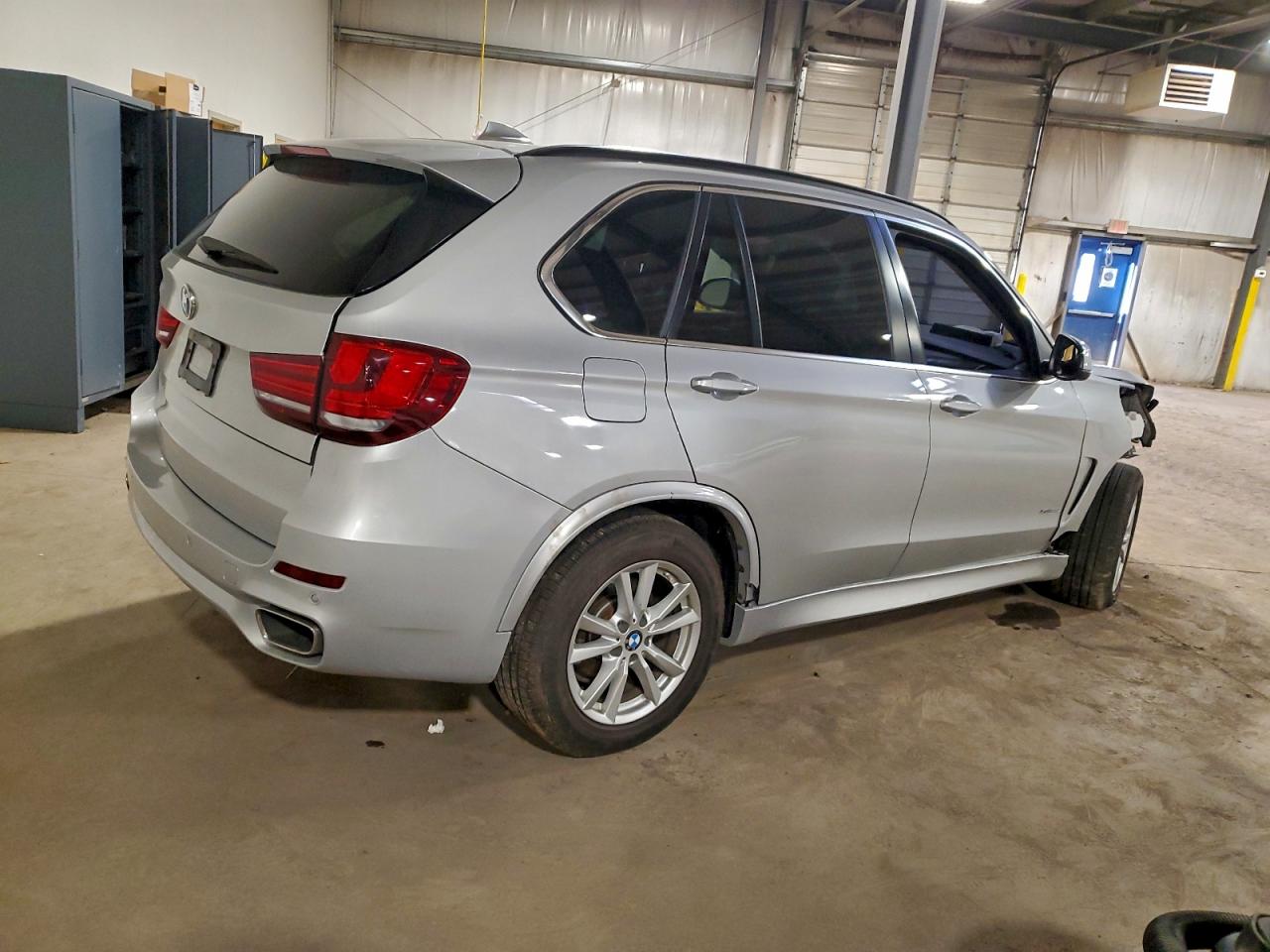 2015 BMW X5 XDRIVE35I photo 3