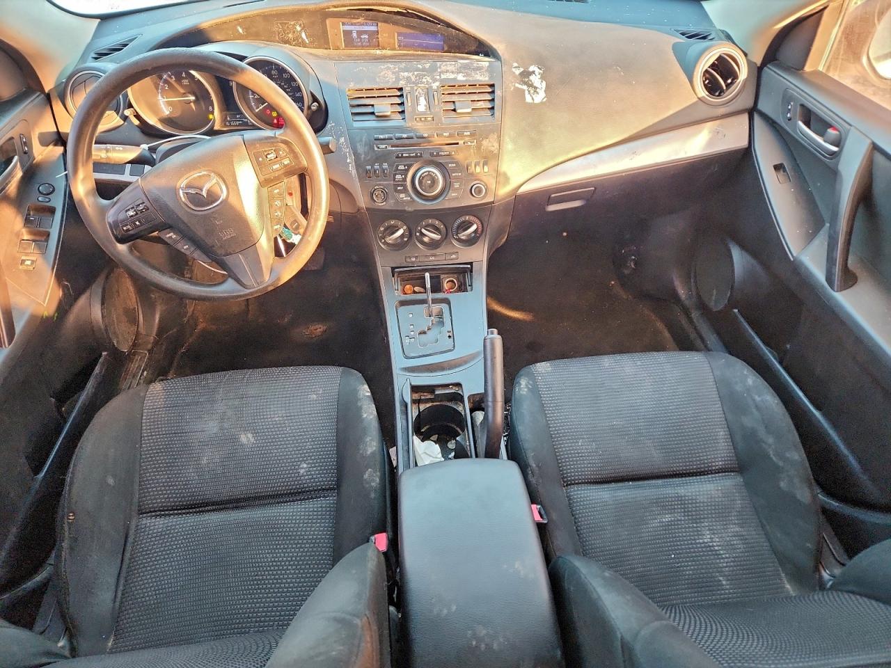 2013 MAZDA 3 I photo 8