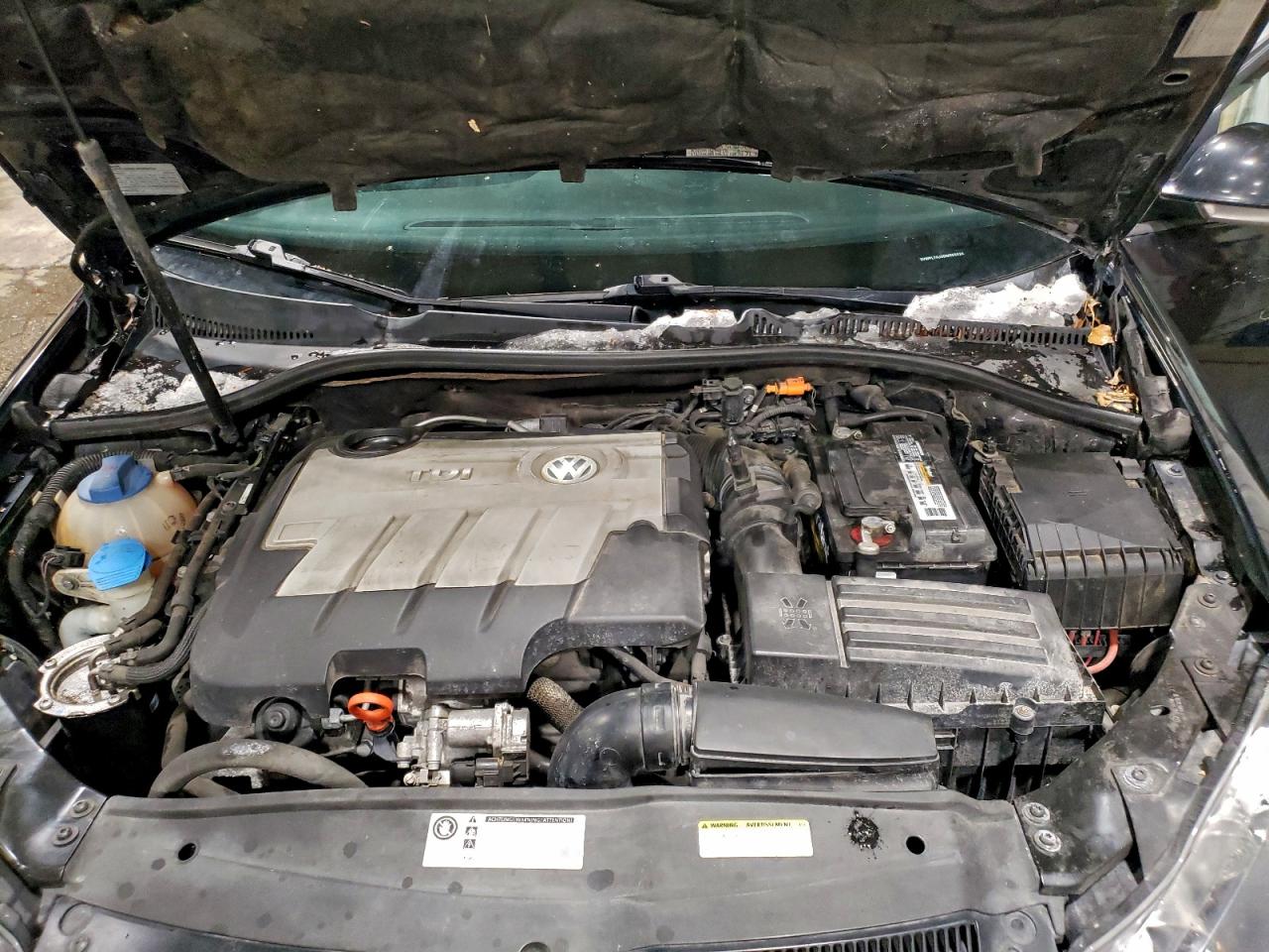 2013 VOLKSWAGEN JETTA TDI photo 12