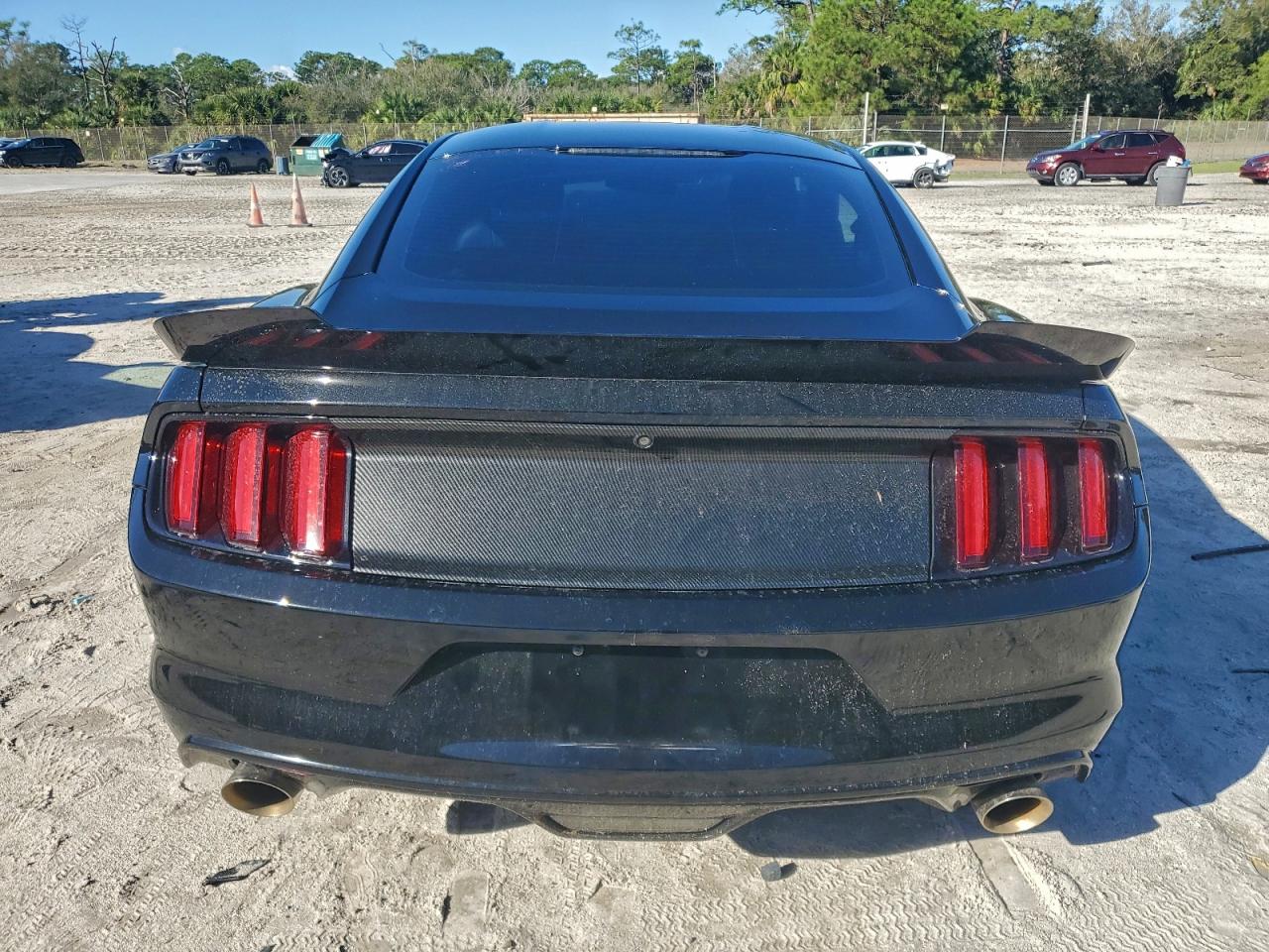 2016 FORD MUSTANG GT photo 6