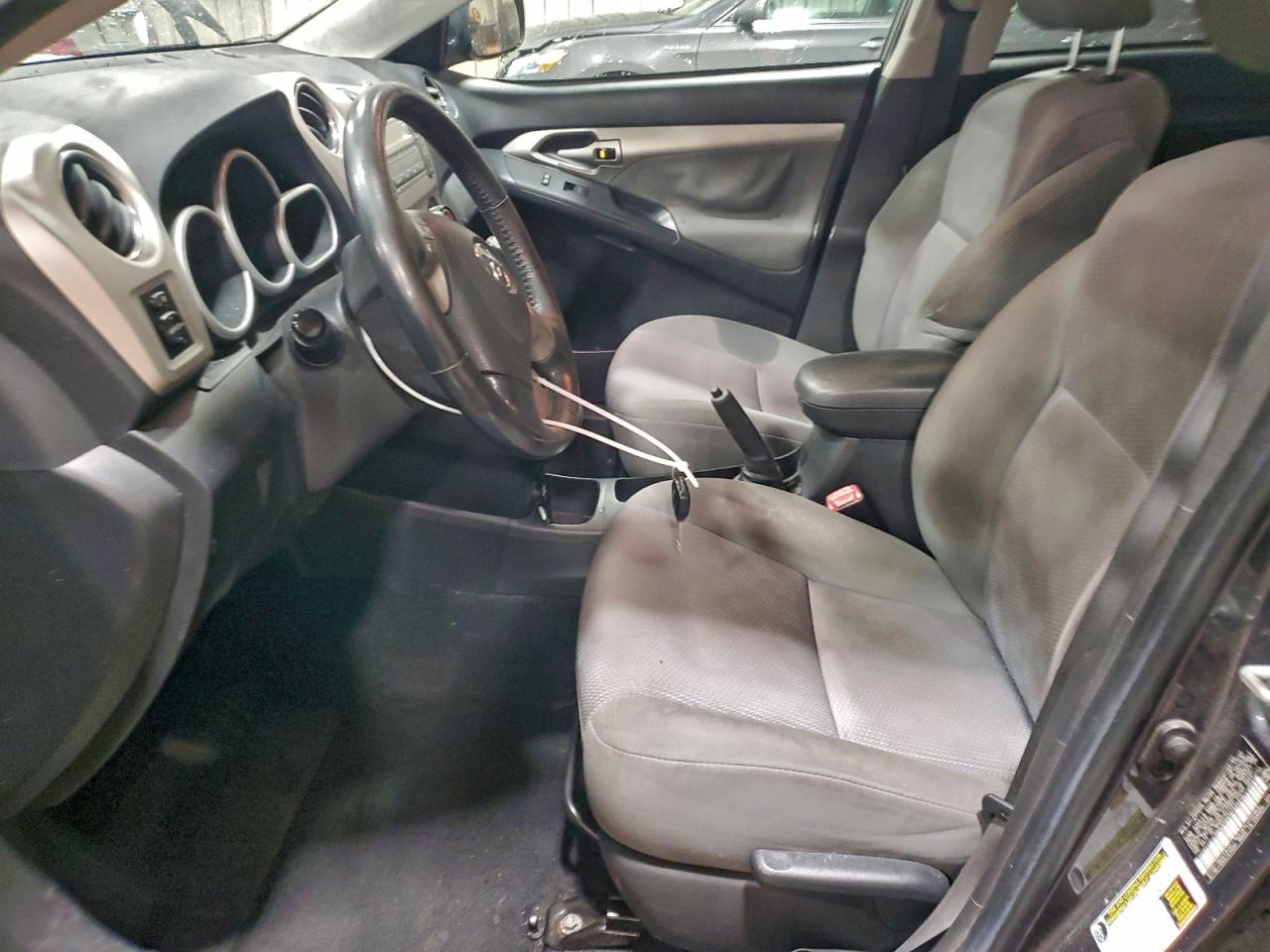 2010 TOYOTA COROLLA MATRIX S photo 7