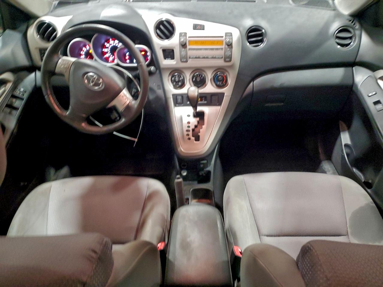2010 TOYOTA COROLLA MATRIX S photo 8
