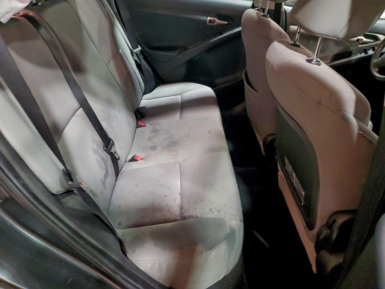 2010 TOYOTA COROLLA MATRIX S photo 10