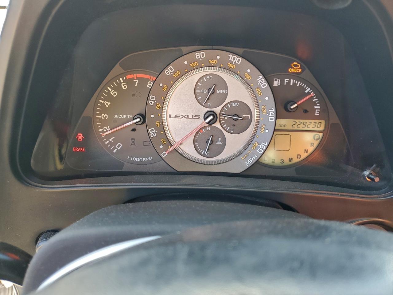 2003 LEXUS IS 300 photo 9