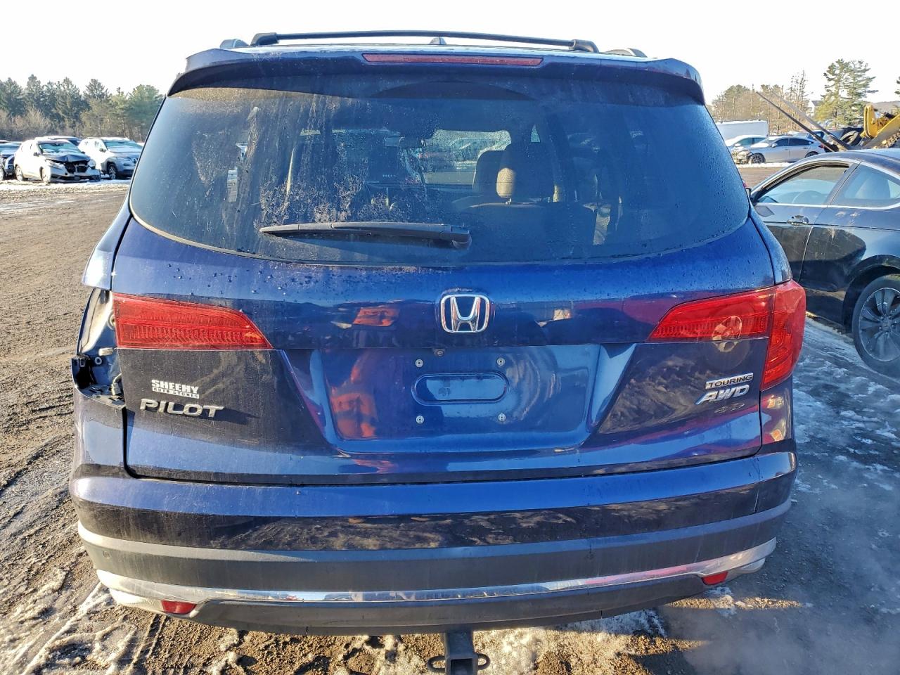 2016 HONDA PILOT TOURING photo 6