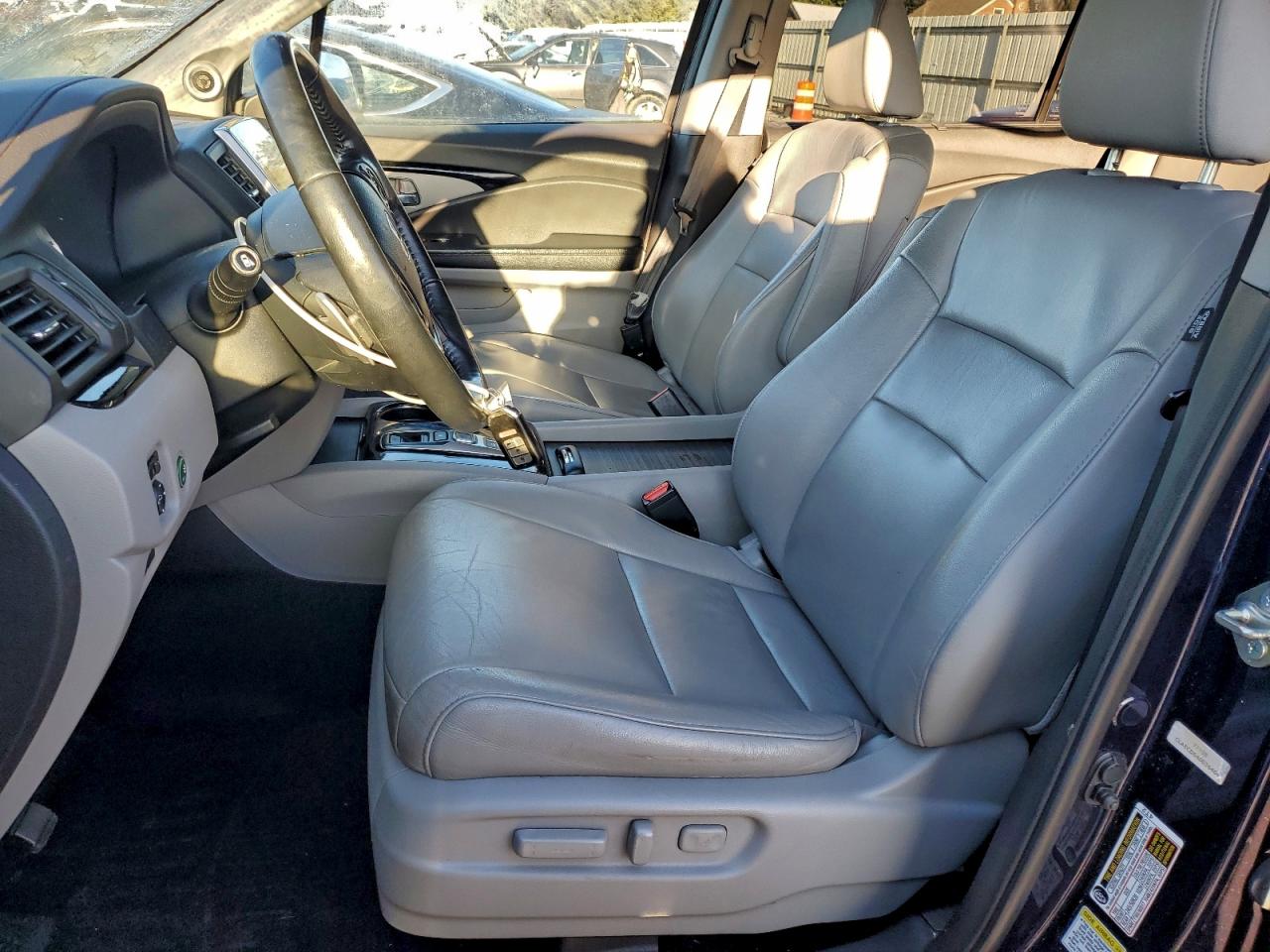 2016 HONDA PILOT TOURING photo 7