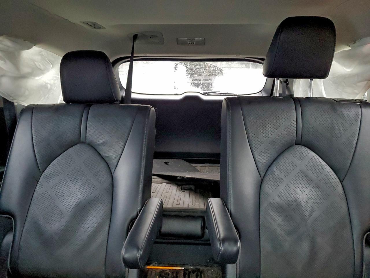 2022 TOYOTA HIGHLANDER HYBRID PLATINUM photo 10