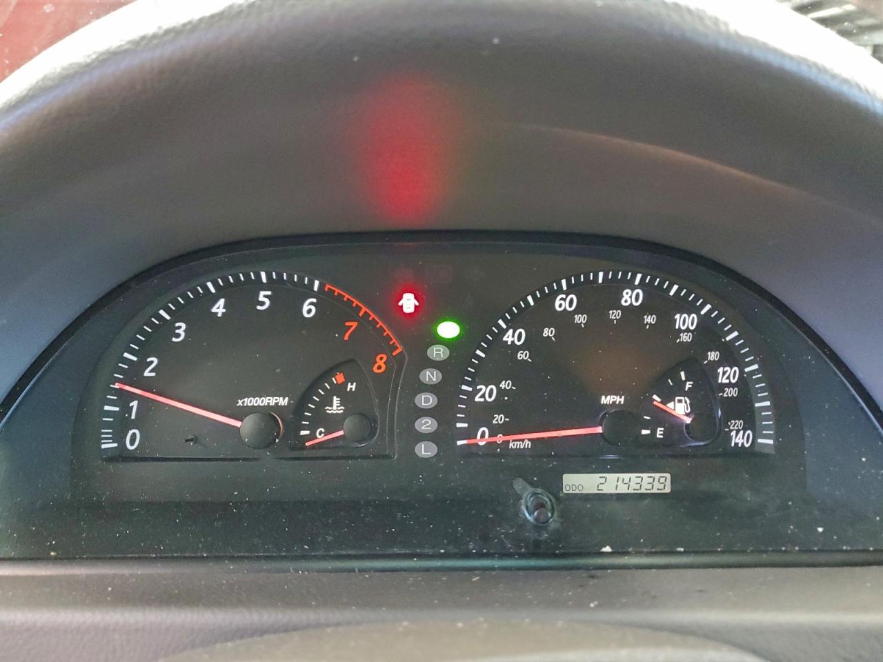 2002 TOYOTA CAMRY LE photo 9